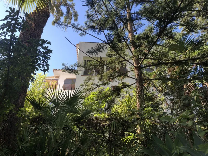Residence or boutique hotel with stunning sea views