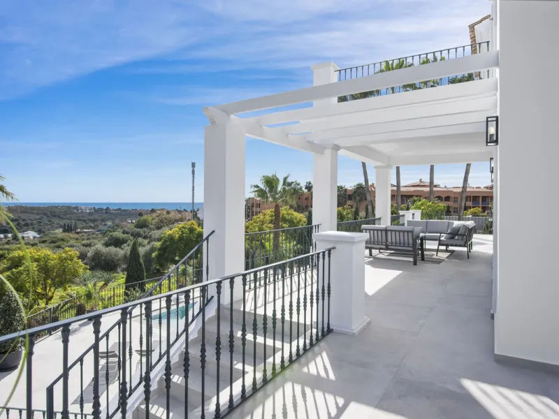 Fully renovated (key ready) completely furnished villa in the Los Flamingos Golf Resort (completed February 2024)