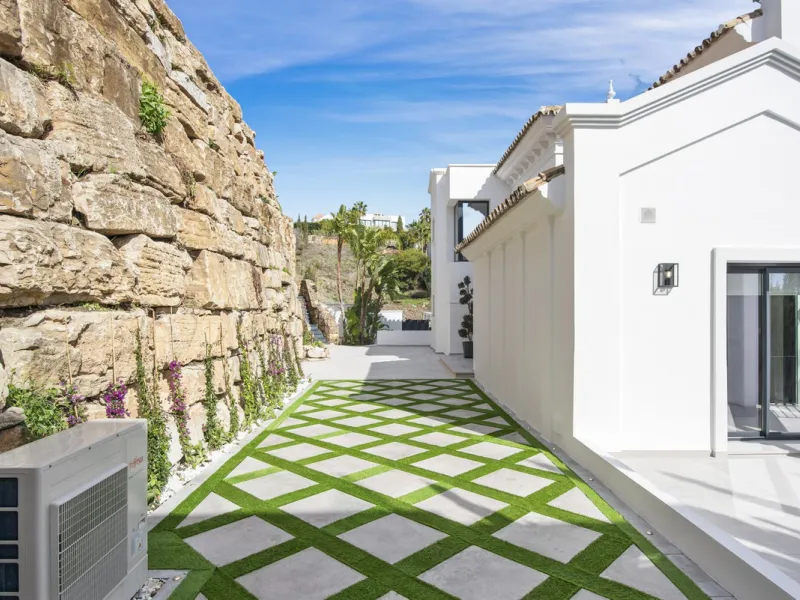 Fully renovated (key ready) completely furnished villa in the Los Flamingos Golf Resort (completed February 2024)