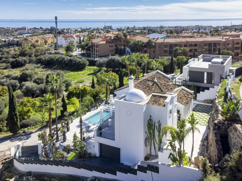 Fully renovated (key ready) completely furnished villa in the Los Flamingos Golf Resort (completed February 2024)