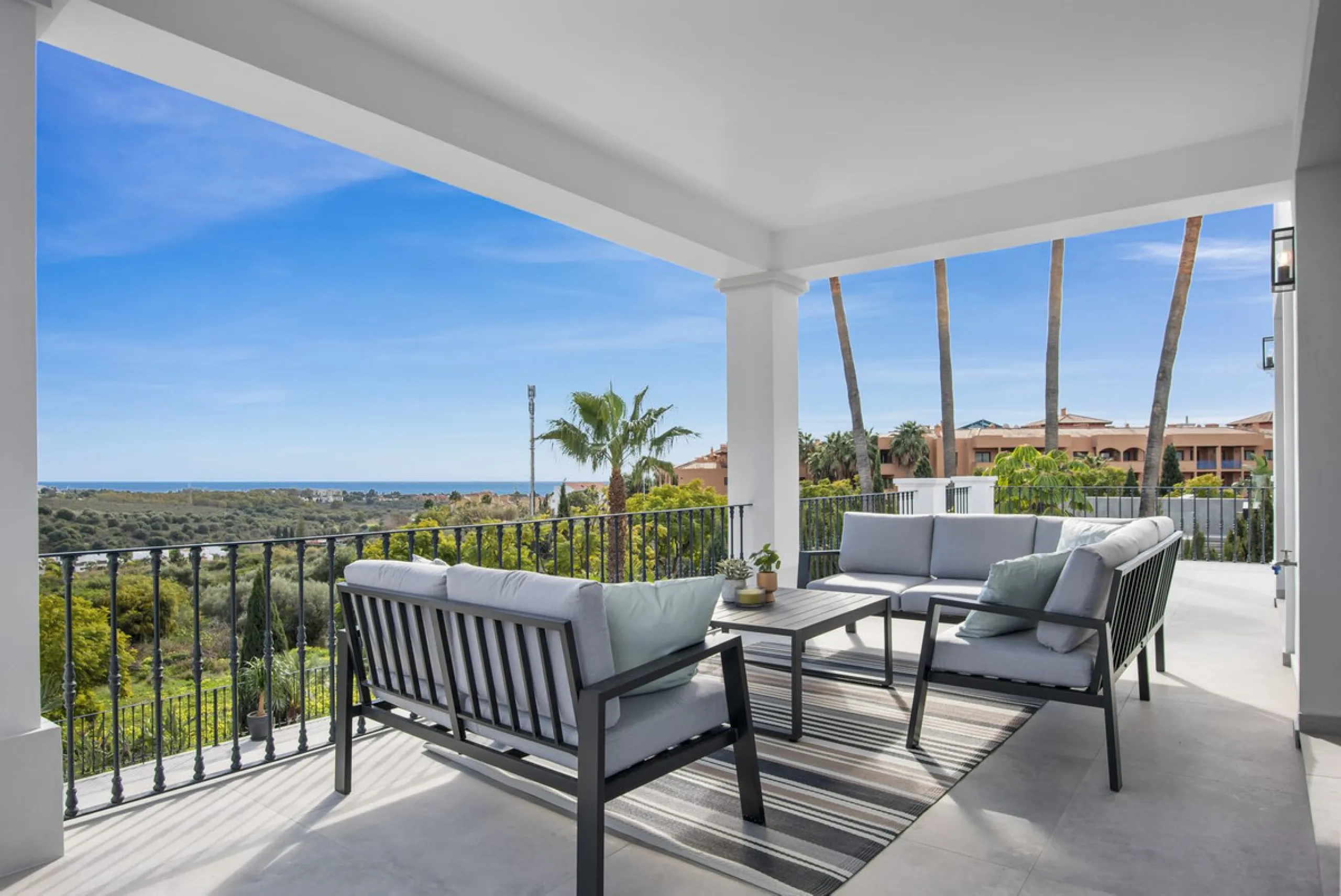 Fully renovated (key ready) completely furnished villa in the Los Flamingos Golf Resort (completed February 2024)