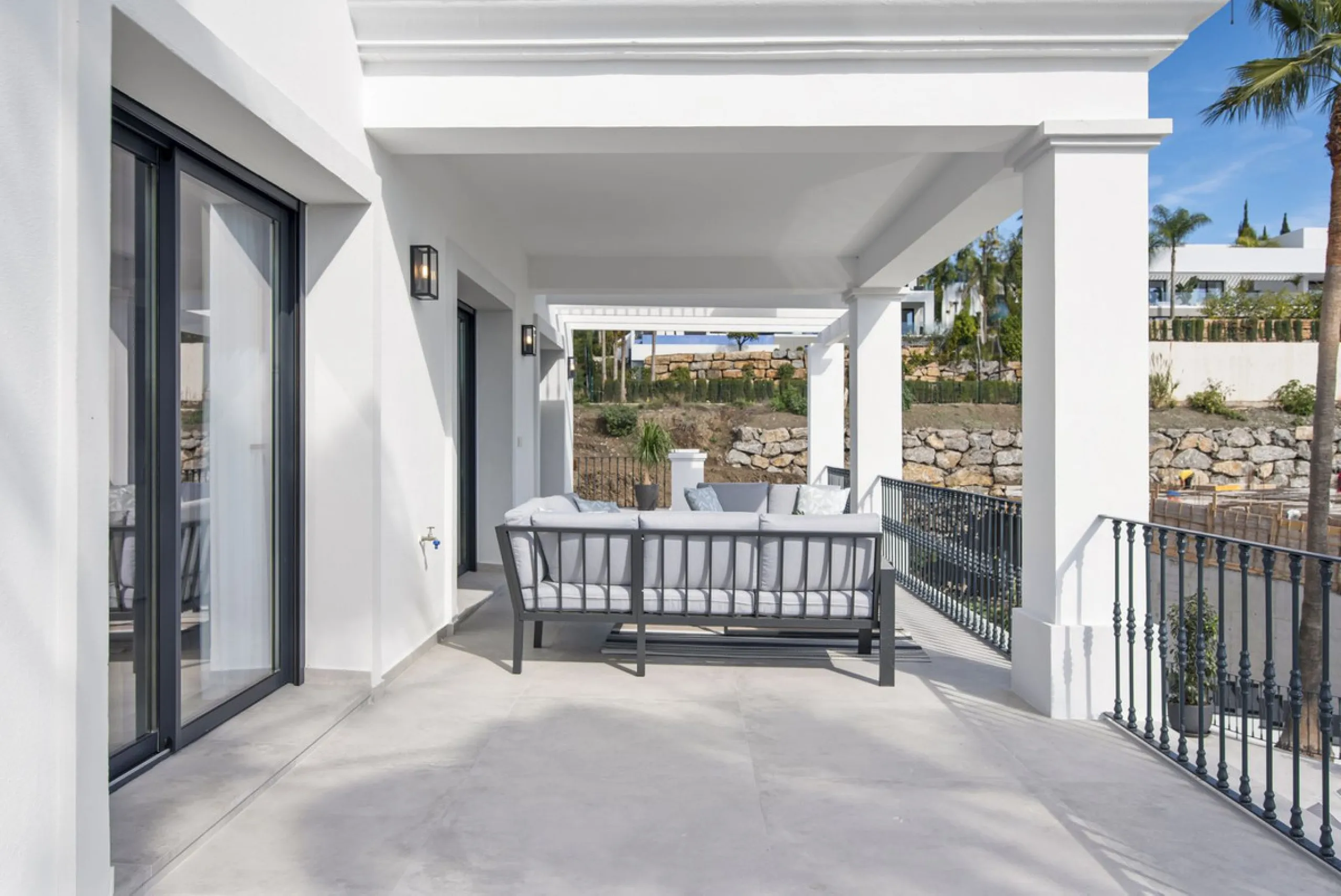 Fully renovated (key ready) completely furnished villa in the Los Flamingos Golf Resort (completed February 2024)
