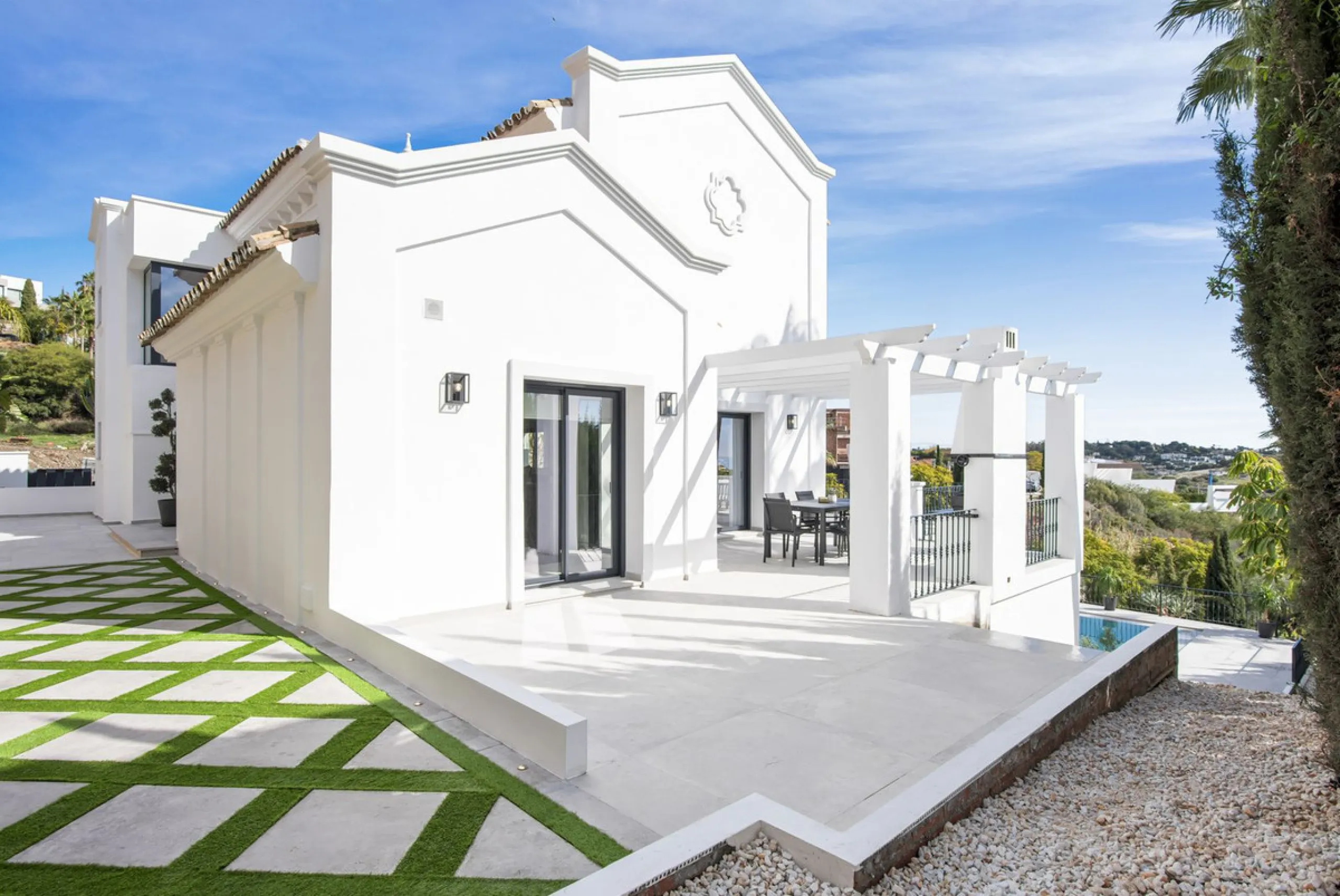 Fully renovated (key ready) completely furnished villa in the Los Flamingos Golf Resort (completed February 2024)