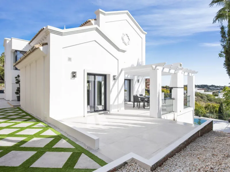 Fully renovated (key ready) completely furnished villa in the Los Flamingos Golf Resort (completed February 2024)