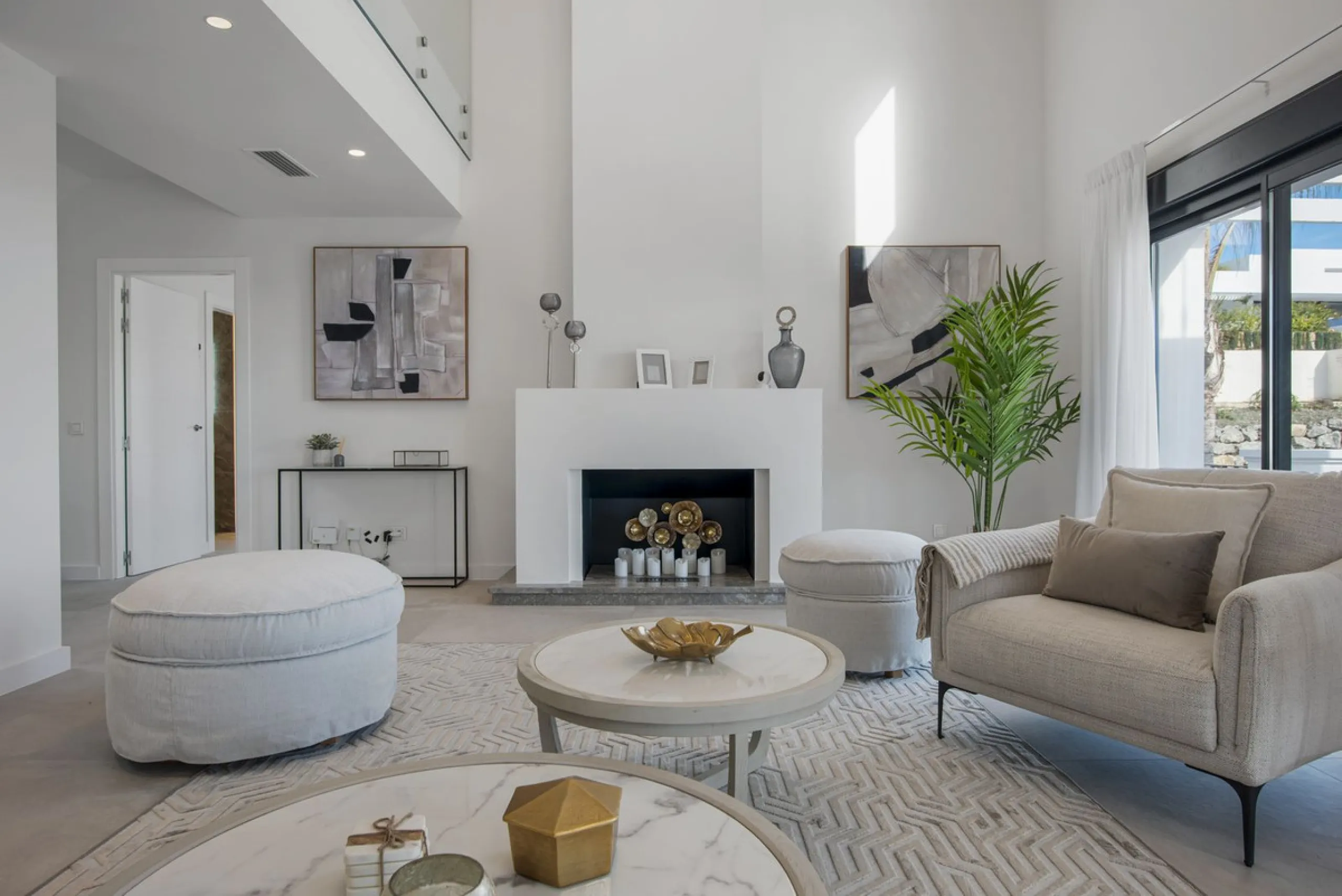 Fully renovated (key ready) completely furnished villa in the Los Flamingos Golf Resort (completed February 2024)