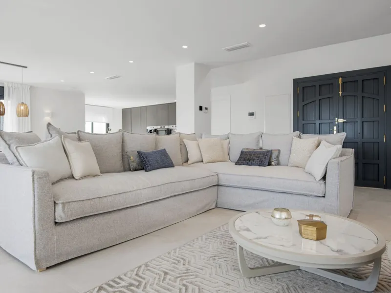 Fully renovated (key ready) completely furnished villa in the Los Flamingos Golf Resort (completed February 2024)