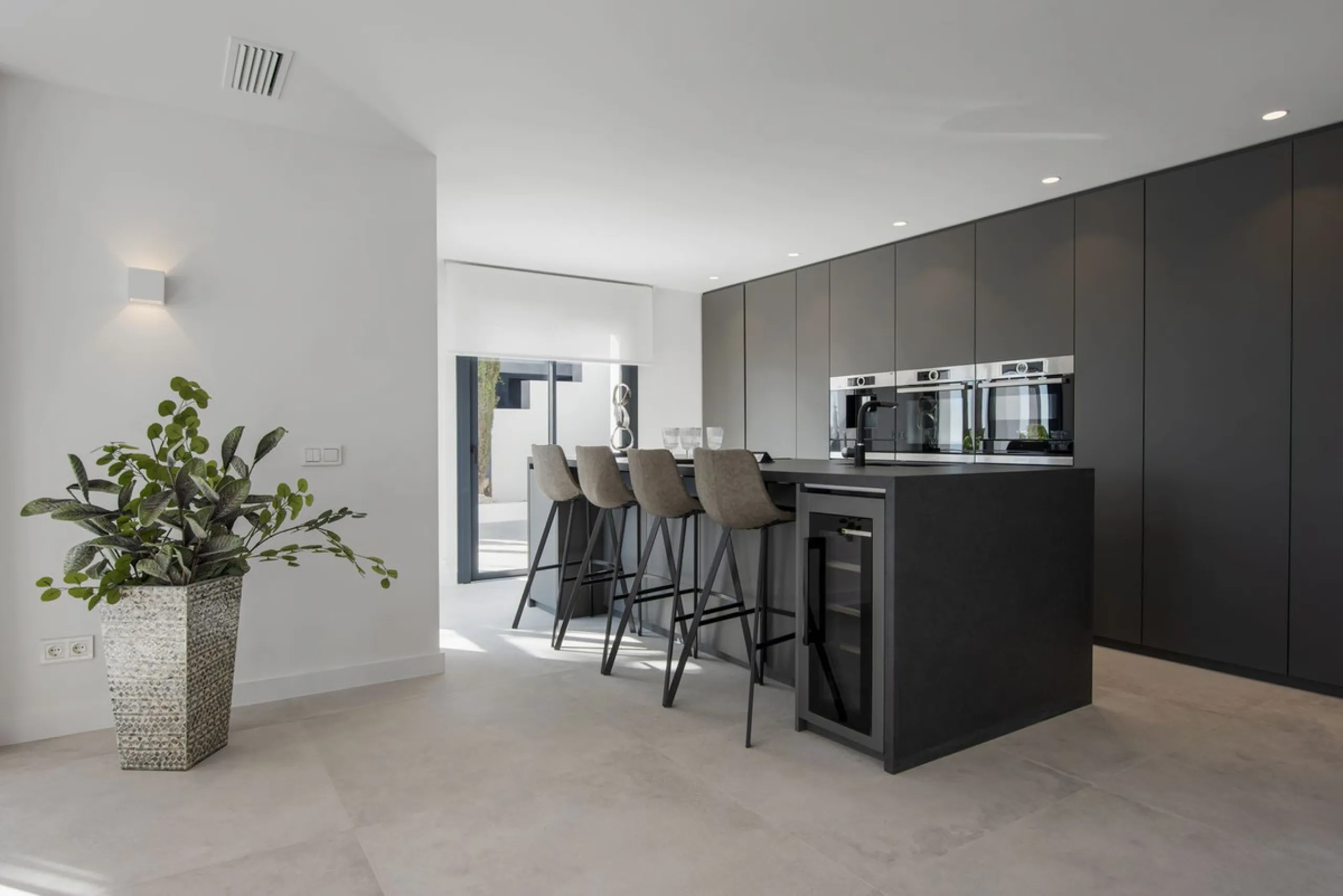 Fully renovated (key ready) completely furnished villa in the Los Flamingos Golf Resort (completed February 2024)