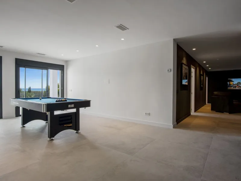 Fully renovated (key ready) completely furnished villa in the Los Flamingos Golf Resort (completed February 2024)