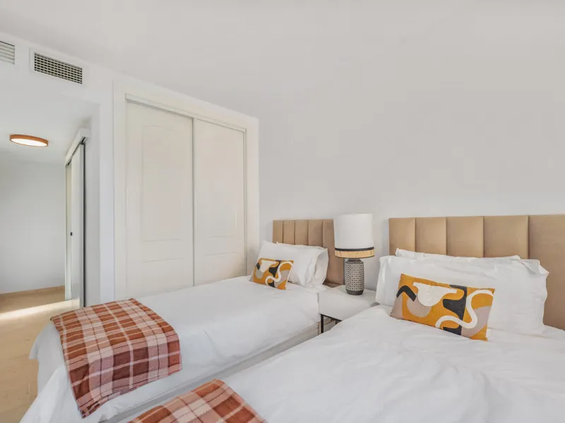 This bright two-bedroom, two-bathroom apartment is located in the well-maintained
