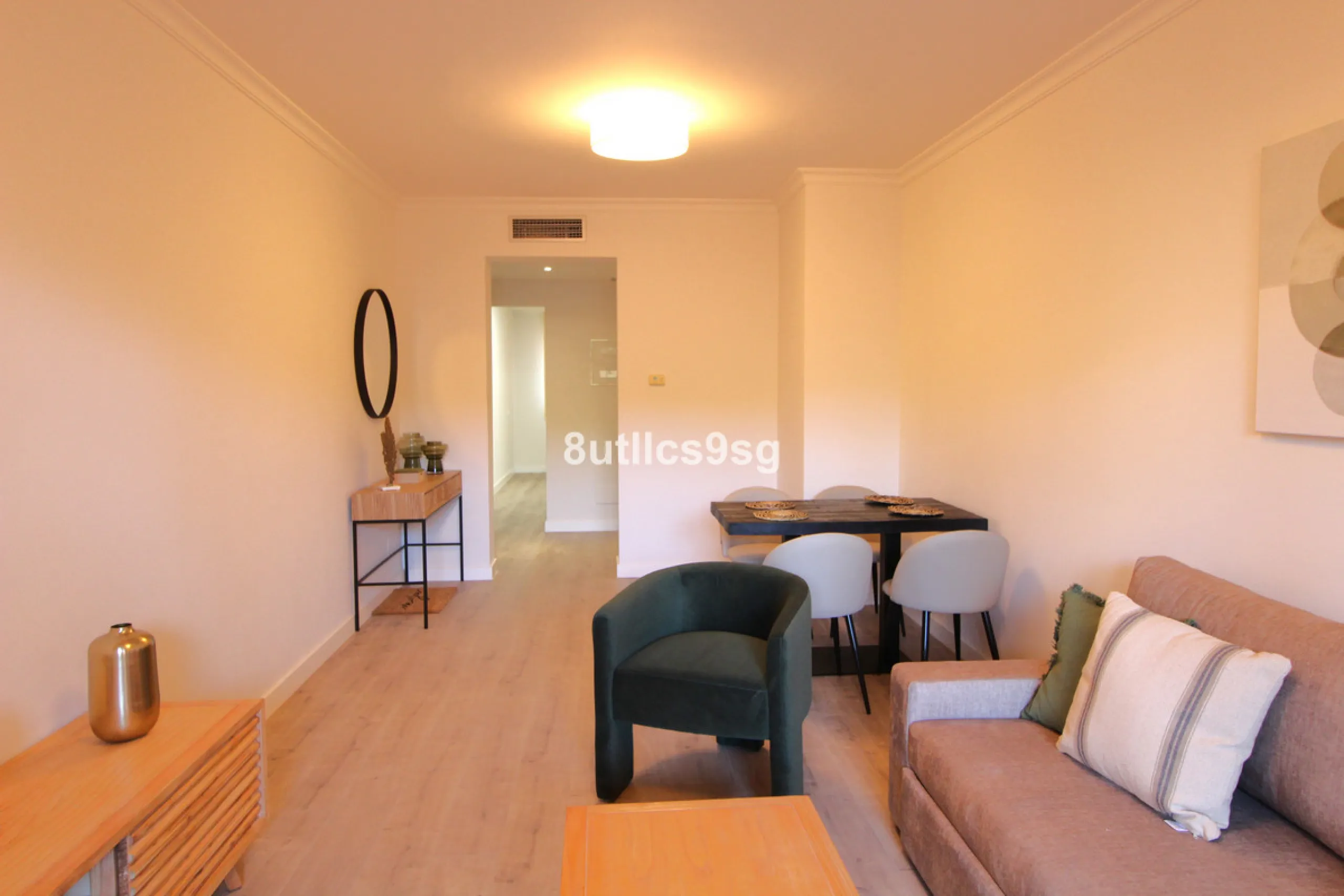 Apartment - Penthouse Duplex в продаже в Benahavís, Málaga. В доме 3 спален и 2 ванных комнат. Площадь дома 189 м²