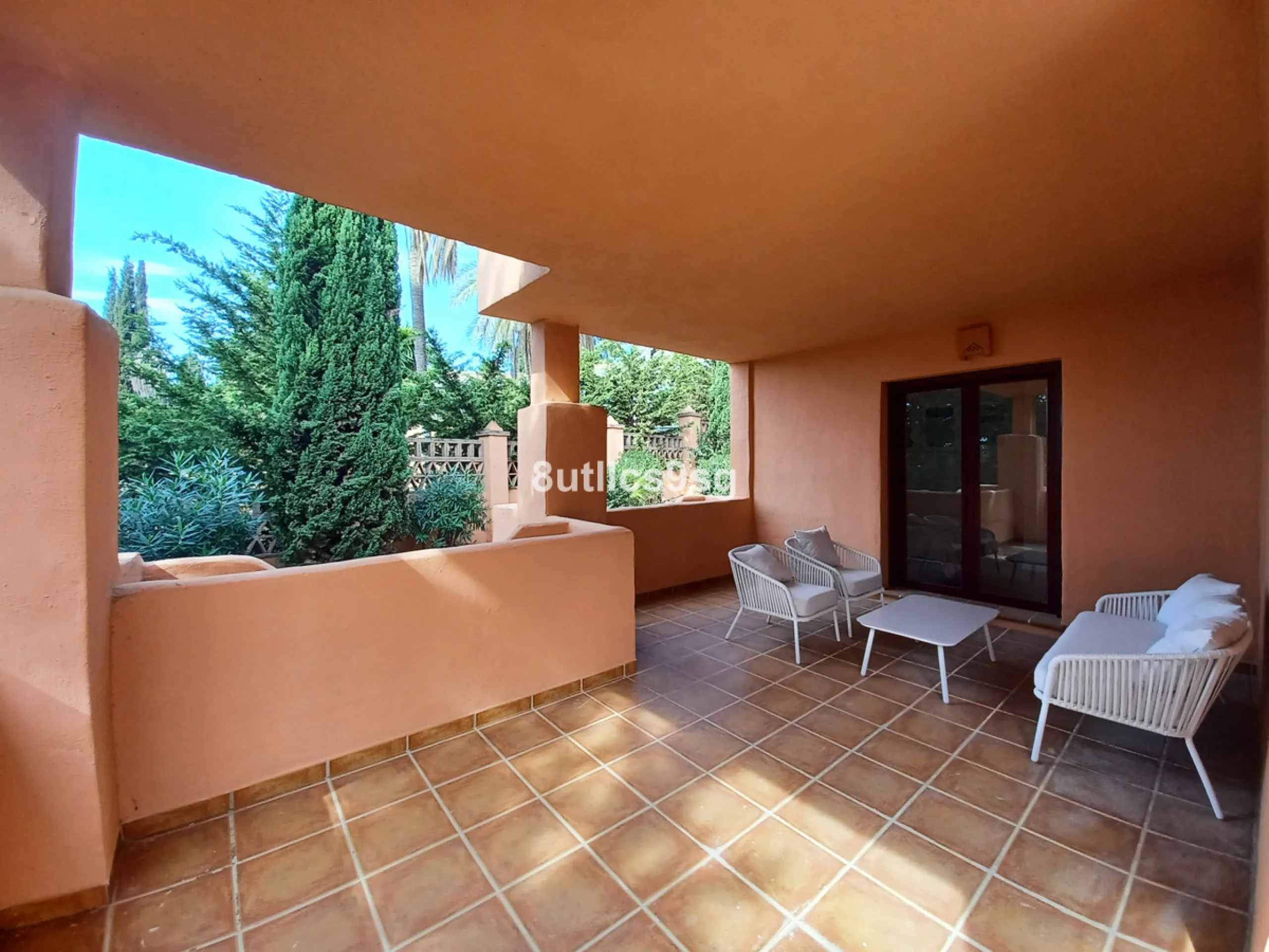 Apartment - Penthouse Duplex в продаже в Benahavís, Málaga. В доме 3 спален и 2 ванных комнат. Площадь дома 189 м²