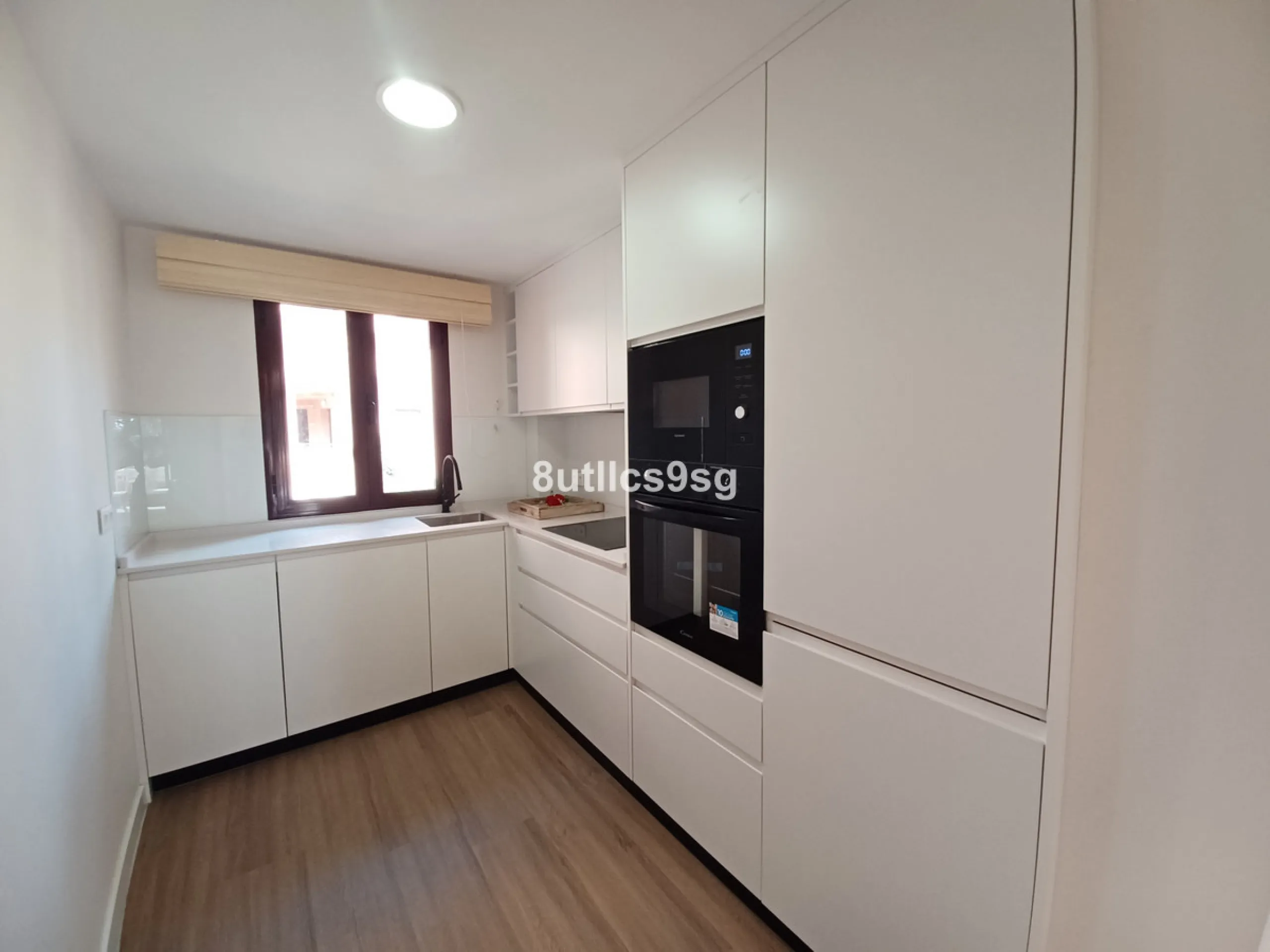 Apartment - Penthouse Duplex в продаже в Benahavís, Málaga. В доме 3 спален и 2 ванных комнат. Площадь дома 189 м²