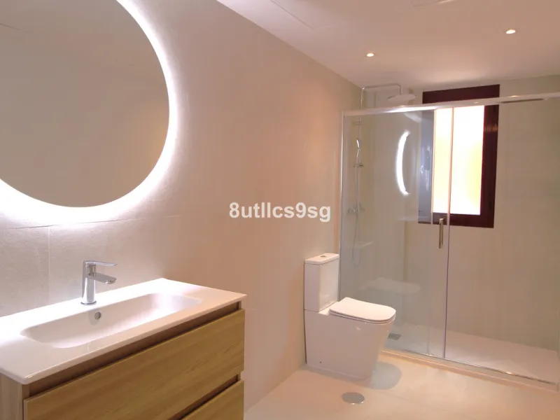 Apartment - Penthouse Duplex в продаже в Benahavís, Málaga. В доме 3 спален и 2 ванных комнат. Площадь дома 189 м²