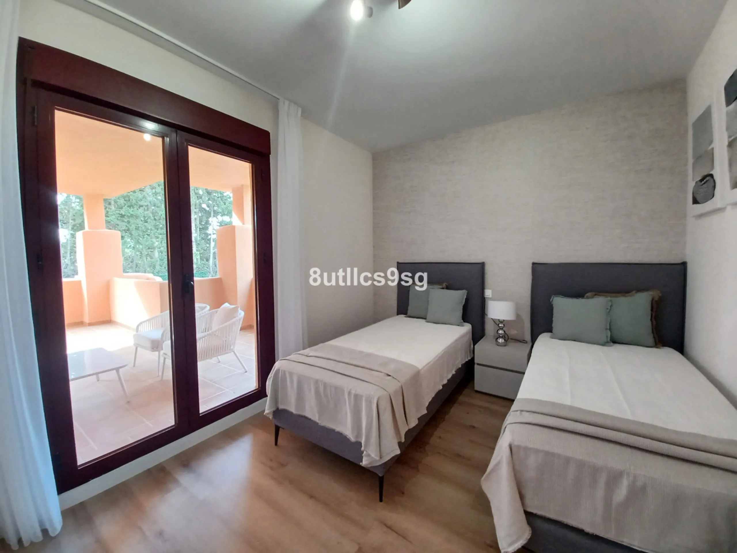 Apartment - Penthouse Duplex в продаже в Benahavís, Málaga. В доме 3 спален и 2 ванных комнат. Площадь дома 189 м²