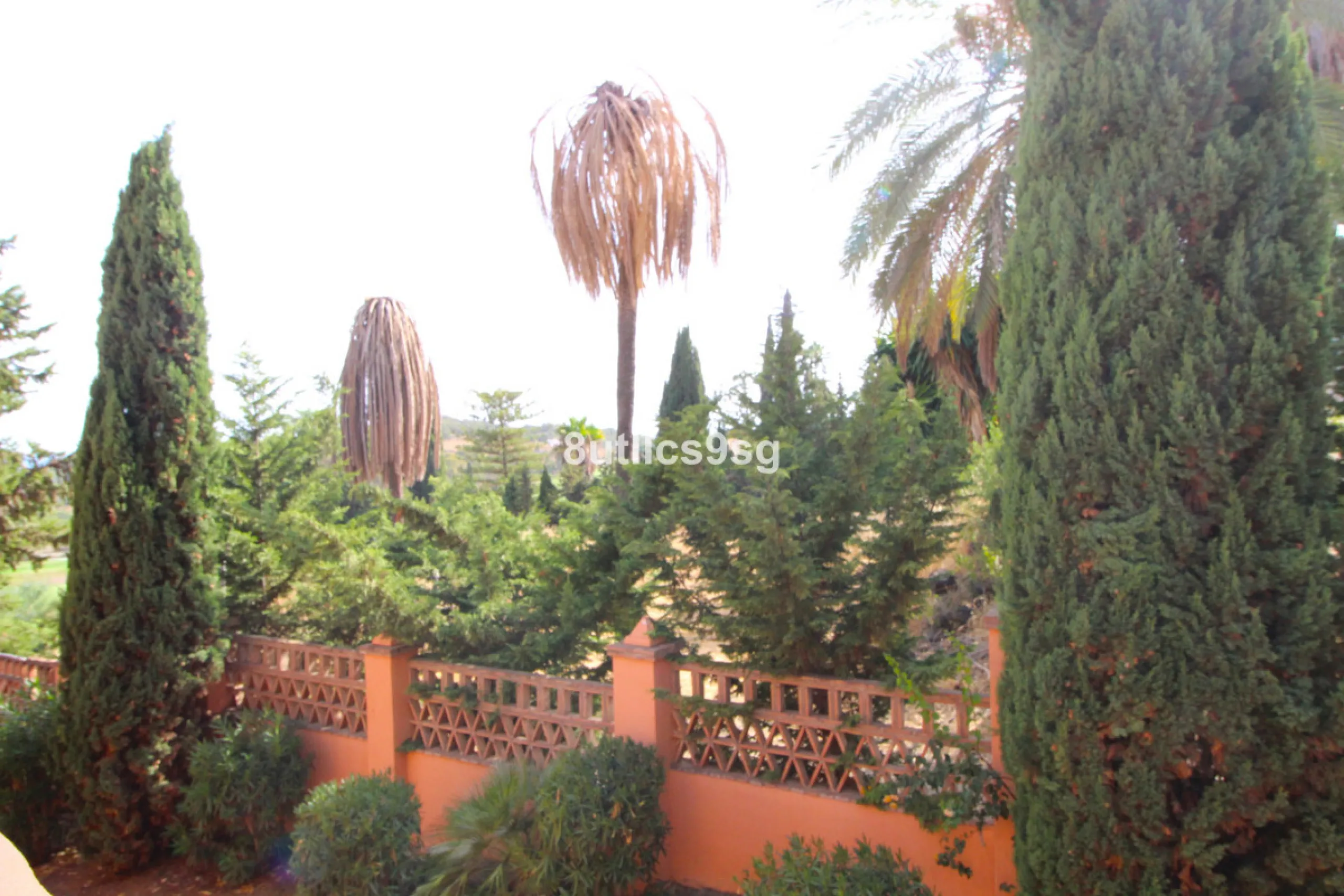 Apartment - Penthouse Duplex в продаже в Benahavís, Málaga. В доме 3 спален и 2 ванных комнат. Площадь дома 189 м²