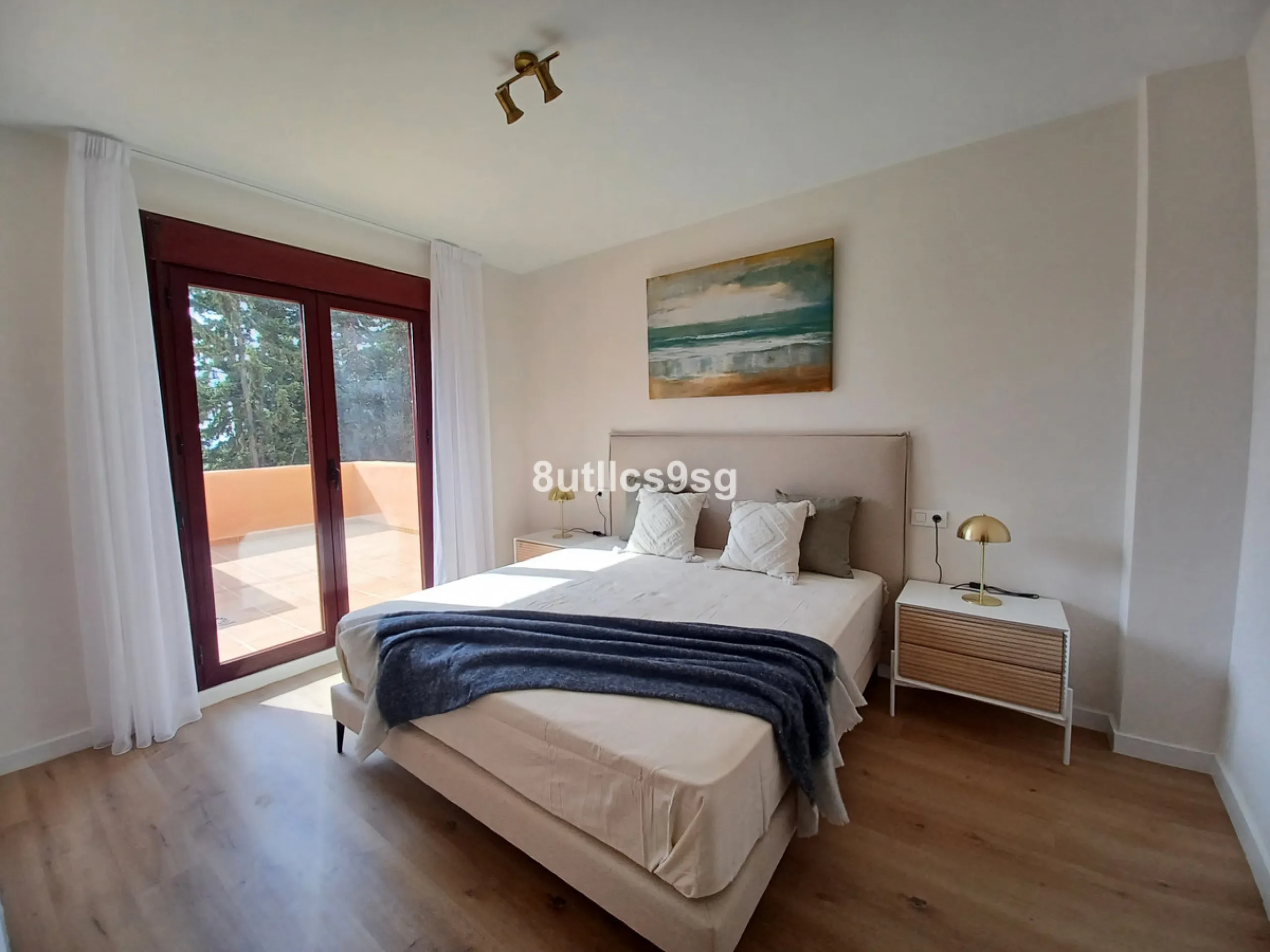 Apartment - Penthouse Duplex в продаже в Benahavís, Málaga. В доме 3 спален и 2 ванных комнат. Площадь дома 189 м²