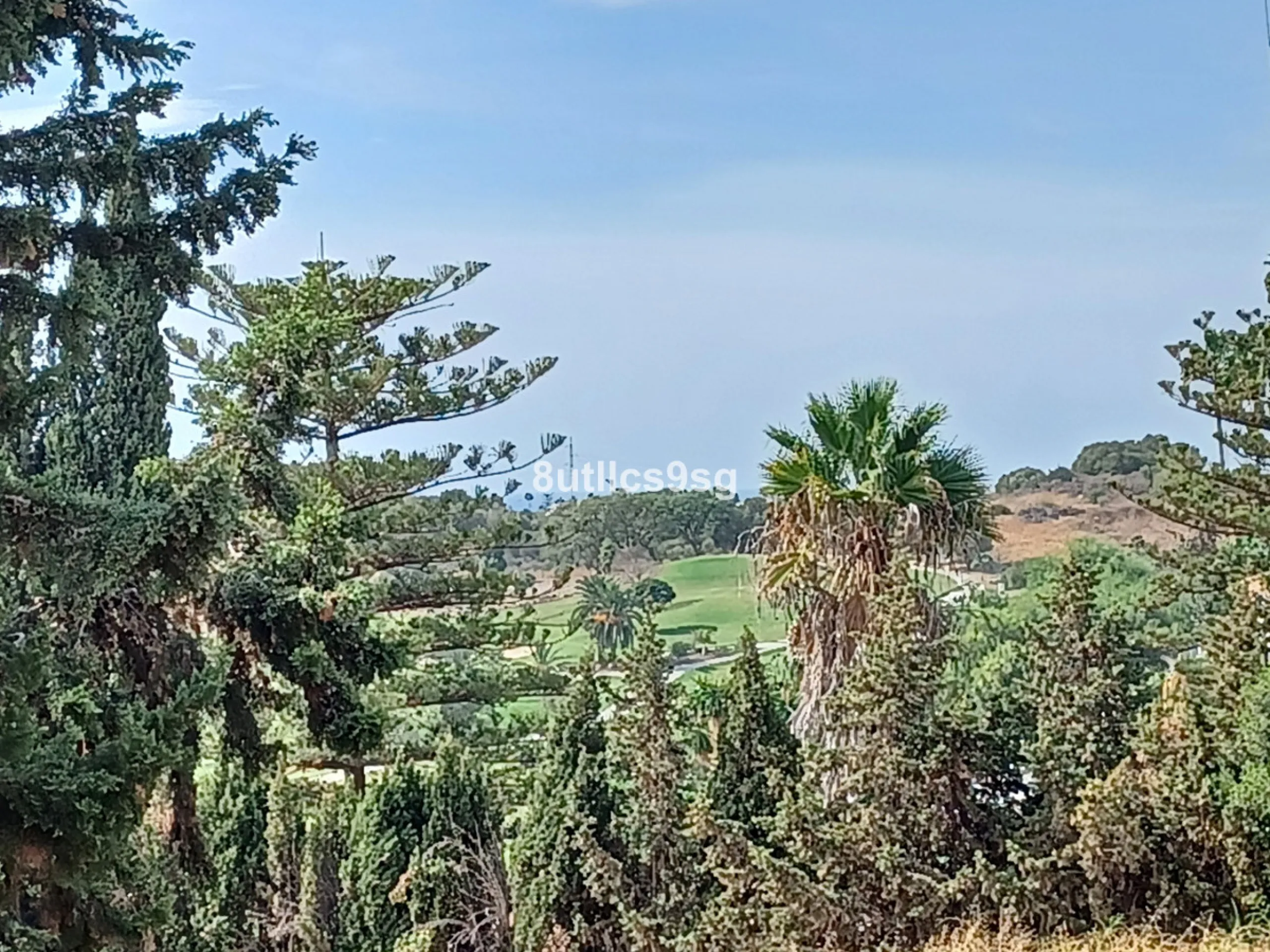 Apartment - Penthouse Duplex в продаже в Benahavís, Málaga. В доме 3 спален и 2 ванных комнат. Площадь дома 189 м²