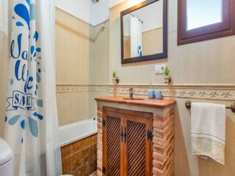 House - Finca - Cortijo в продаже в Torrox, Málaga. В доме 3 спален и 2 ванных комнат. Площадь дома 120 м². Площадь участка 400 м²