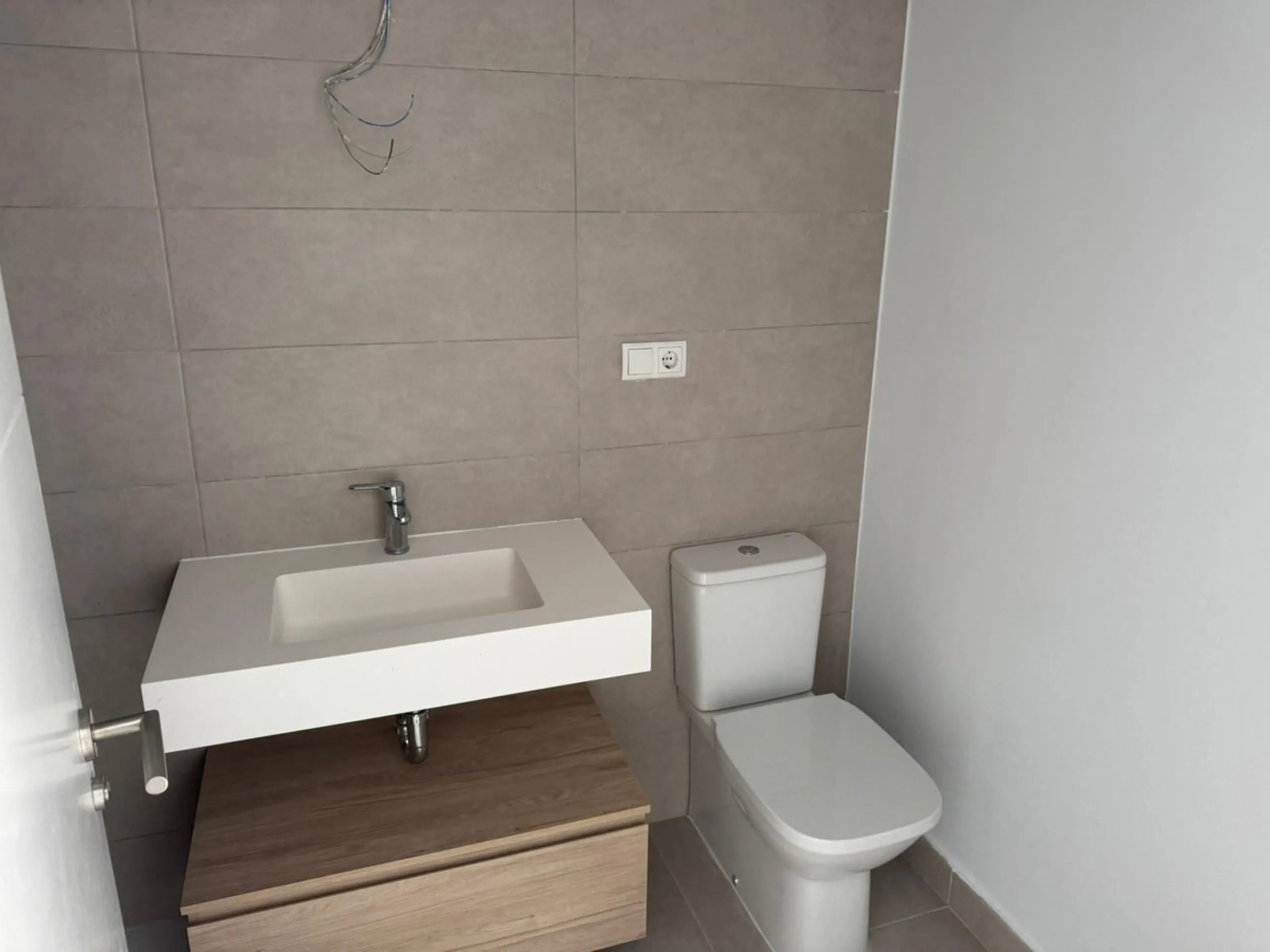 Apartment - Penthouse в продаже в Estepona, Málaga. В доме 2 спален и 2 ванных комнат. Площадь дома 131 м²