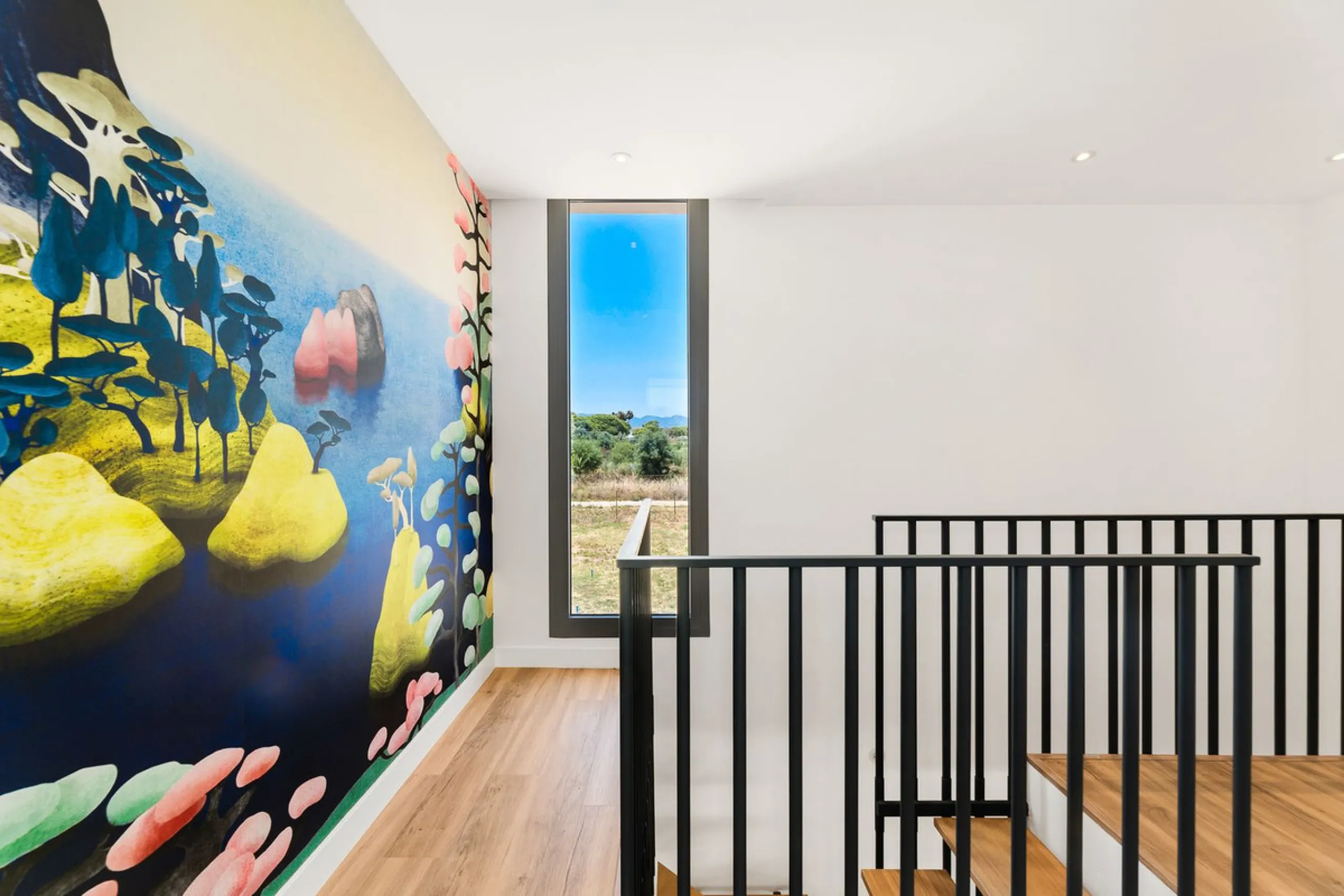 House - Detached Villa в продаже в Marbella, Málaga. В доме 5 спален и 5 ванных комнат. Площадь дома 450 м². Площадь участка 610 м²