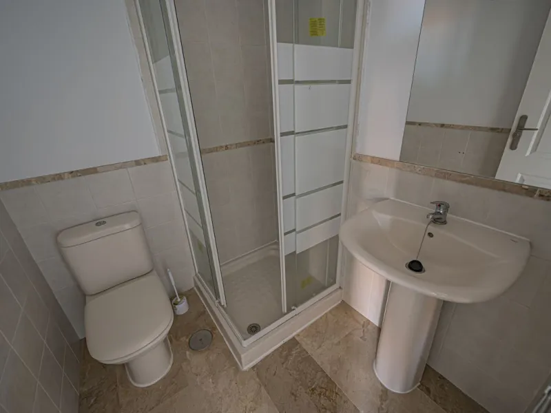 PENTHOUSE WITH SEA VIEWS, MINUTES FROM THE BEACH