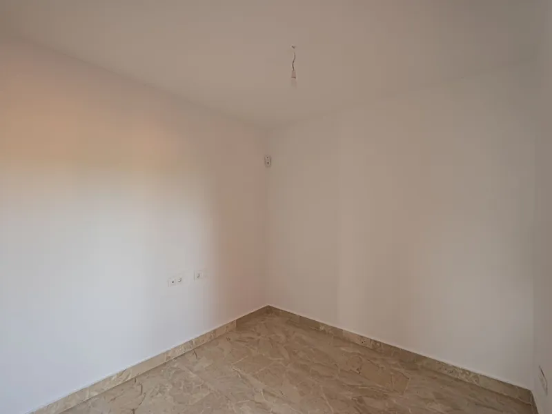 PENTHOUSE WITH SEA VIEWS, MINUTES FROM THE BEACH
