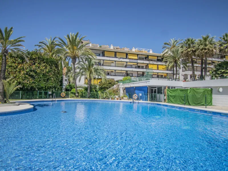 PENTHOUSE WITH SEA VIEWS ON THE GOLDEN MILE
