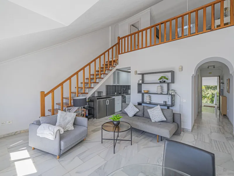 PENTHOUSE WITH SEA VIEWS ON THE GOLDEN MILE