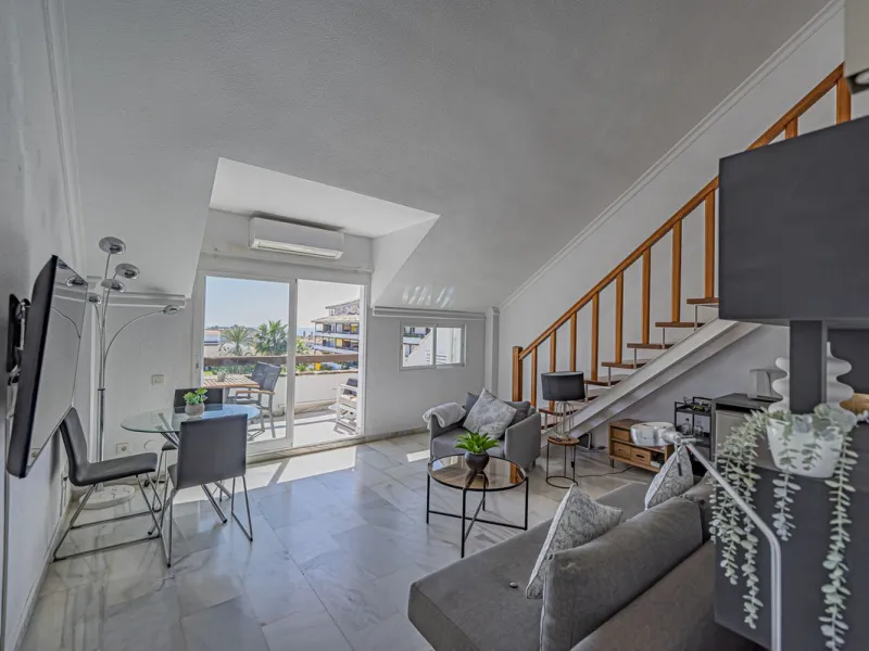 PENTHOUSE WITH SEA VIEWS ON THE GOLDEN MILE