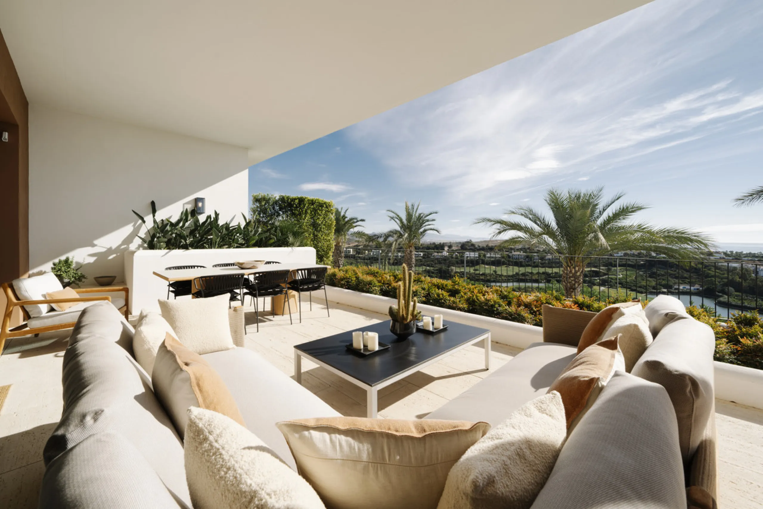 Nestled just moments from the charming village of Casares and less than a mile from the beach, this exclusive apartment combines luxury, privacy, and the ambiance of a five-star resort.