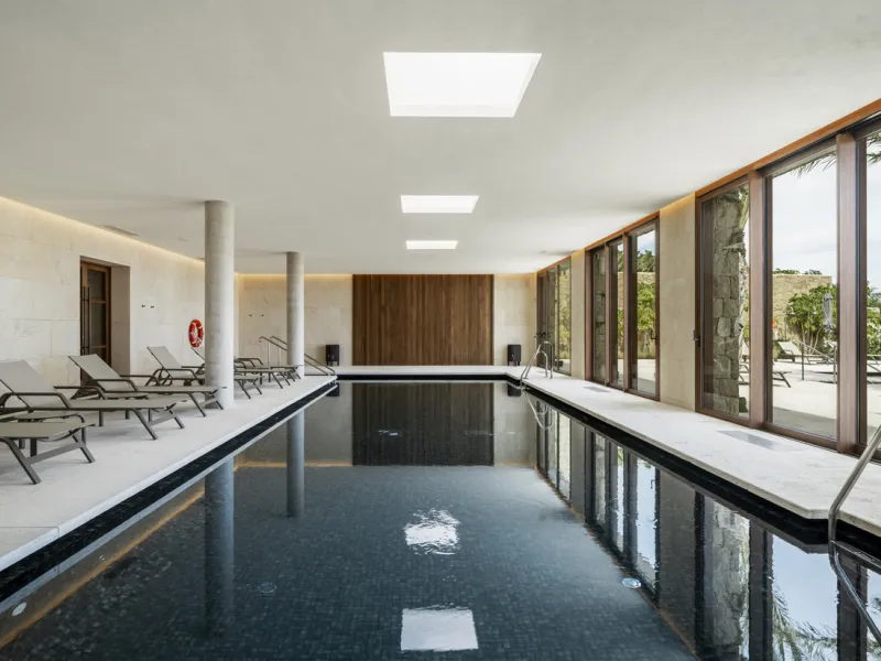 Nestled just moments from the charming village of Casares and less than a mile from the beach, this exclusive apartment combines luxury, privacy, and the ambiance of a five-star resort.