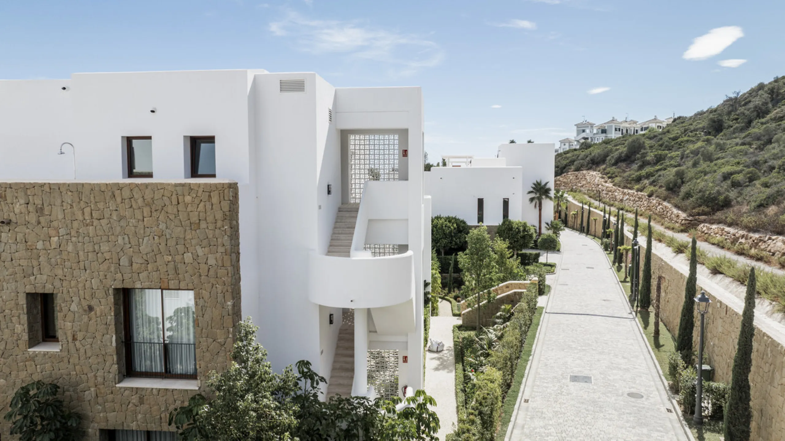 Nestled just moments from the charming village of Casares and less than a mile from the beach, this exclusive apartment combines luxury, privacy, and the ambiance of a five-star resort.