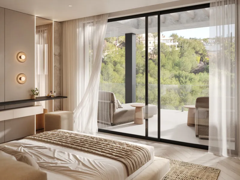 The exclusive villa is located in a prestigious community within the Golden Mile, a private retreat in one of the most sought-after locations in the area. Just minutes from the beach, Puente Romano and Marbella's most prestigious clubs.