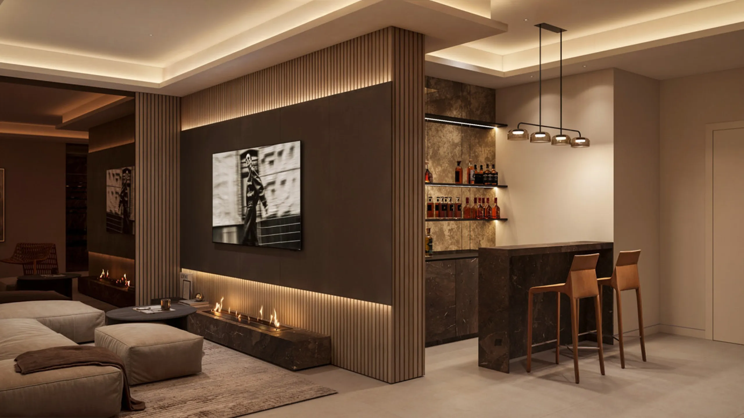 The exclusive villa is located in a prestigious community within the Golden Mile, a private retreat in one of the most sought-after locations in the area. Just minutes from the beach, Puente Romano and Marbella's most prestigious clubs.