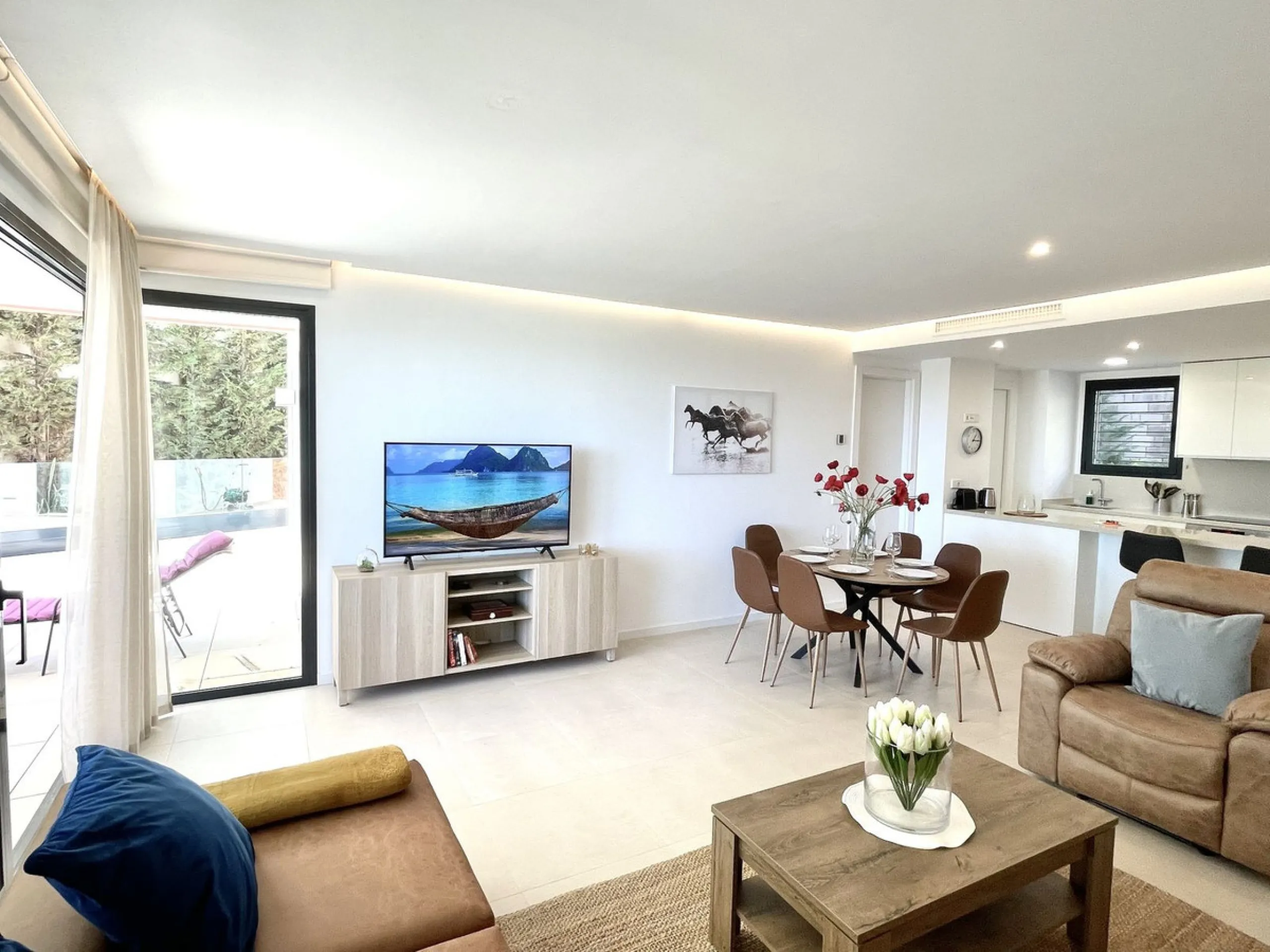 Apartment - Ground Floor Apartment в продаже в Fuengirola, Málaga. В доме 3 спален и 2 ванных комнат. Площадь дома 118 м²