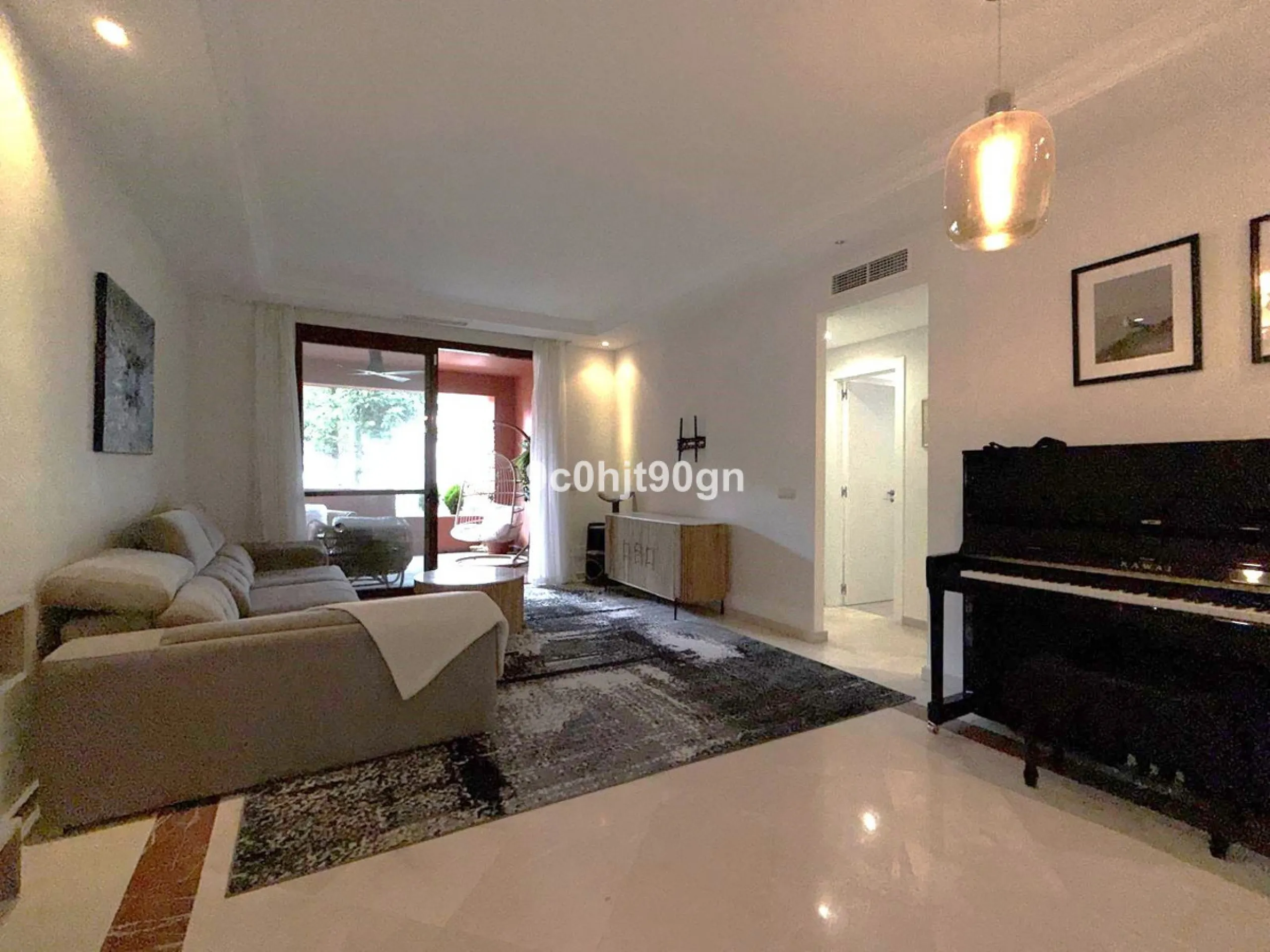 Located in the highly sought-after Jardines de Don Carlos community in Elviria, this spacious 3-bedroom apartment offers the perfect blend of comfort, style, and convenience—just a short walk from the beach, restaurants, and local amenities.
