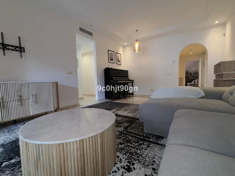 Located in the highly sought-after Jardines de Don Carlos community in Elviria, this spacious 3-bedroom apartment offers the perfect blend of comfort, style, and convenience—just a short walk from the beach, restaurants, and local amenities.