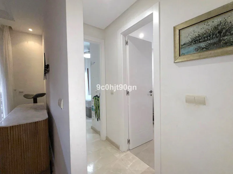 Located in the highly sought-after Jardines de Don Carlos community in Elviria, this spacious 3-bedroom apartment offers the perfect blend of comfort, style, and convenience—just a short walk from the beach, restaurants, and local amenities.
