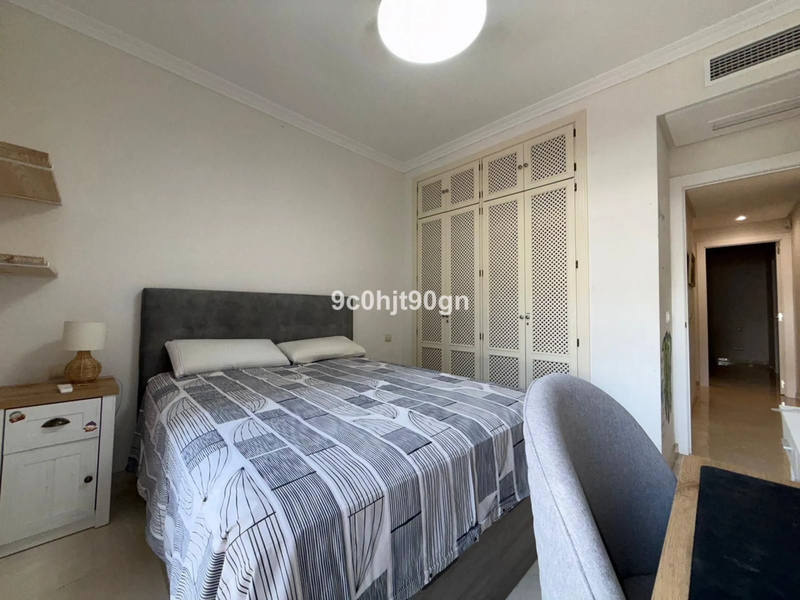 Located in the highly sought-after Jardines de Don Carlos community in Elviria, this spacious 3-bedroom apartment offers the perfect blend of comfort, style, and convenience—just a short walk from the beach, restaurants, and local amenities.