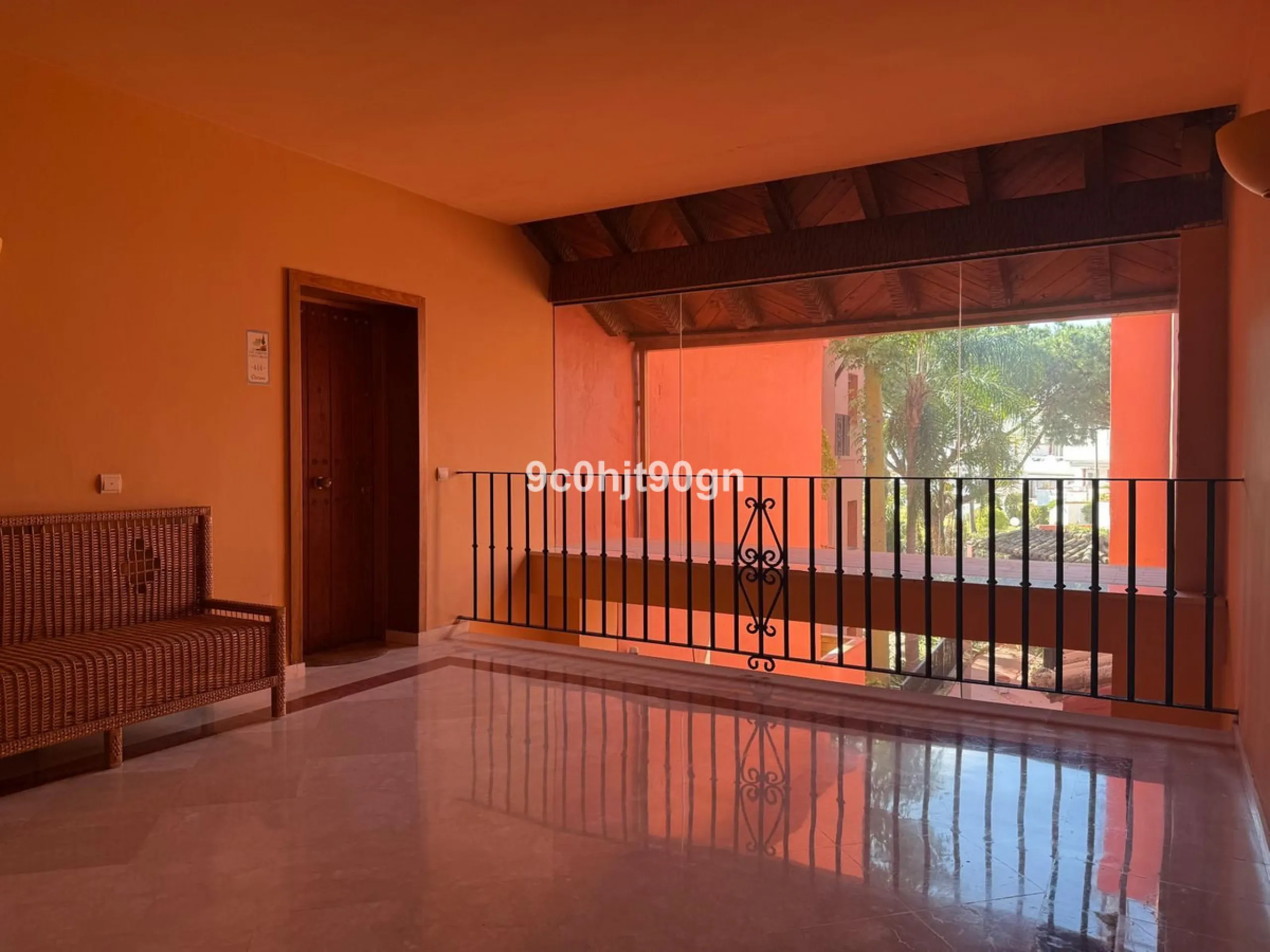 Located in the highly sought-after Jardines de Don Carlos community in Elviria, this spacious 3-bedroom apartment offers the perfect blend of comfort, style, and convenience—just a short walk from the beach, restaurants, and local amenities.