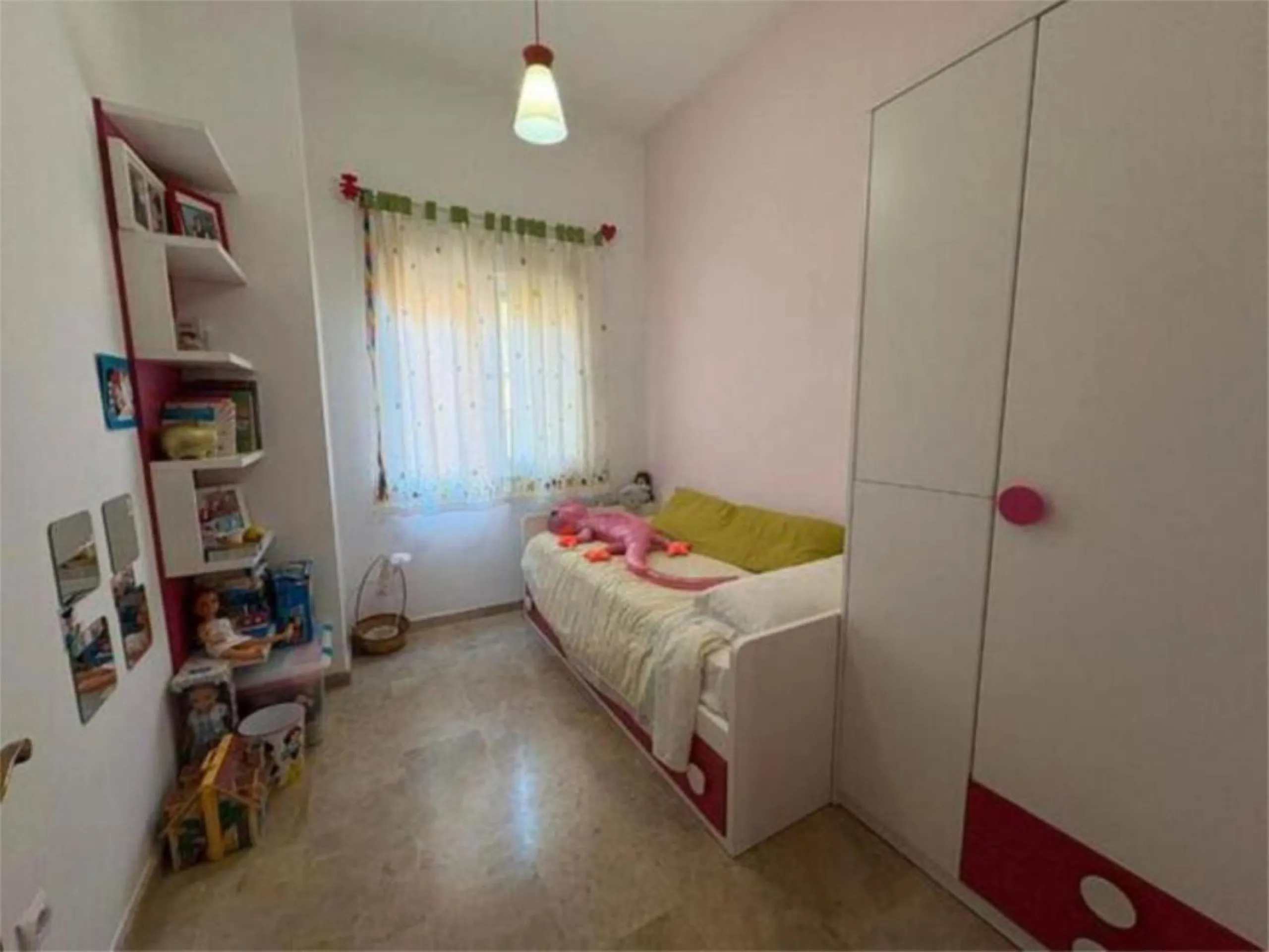 Middle Floor Apartment, Marbella, Costa del Sol.