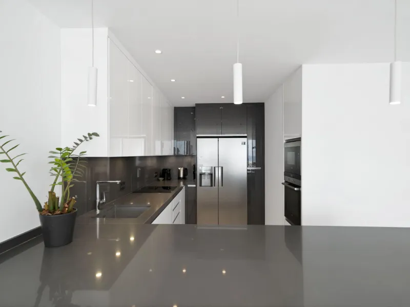 Apartment - Duplex в продаже в Marbella, Málaga. В доме 2 спален и 2 ванных комнат. Площадь дома 150 м²