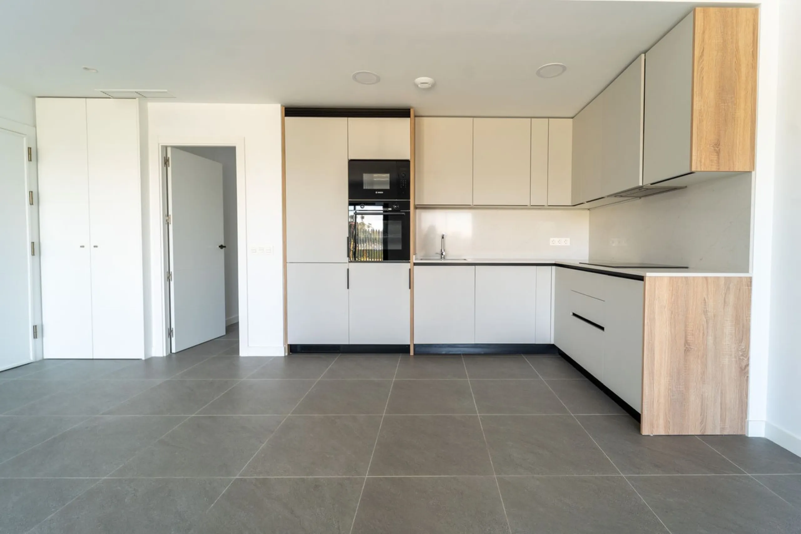 Apartment - Ground Floor Apartment в продаже в Mijas, Málaga. В доме 2 спален и 2 ванных комнат. Площадь дома 85 м²