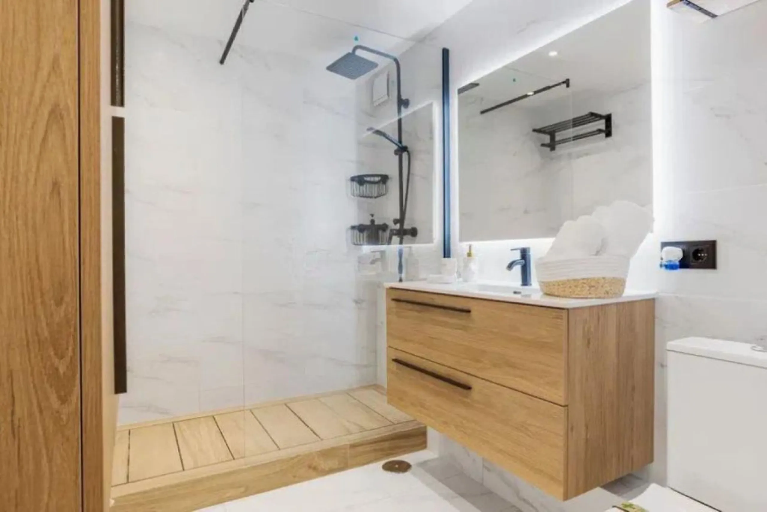Renovated penthouse with east and south orientation in Benavista, a few minutes from the beach