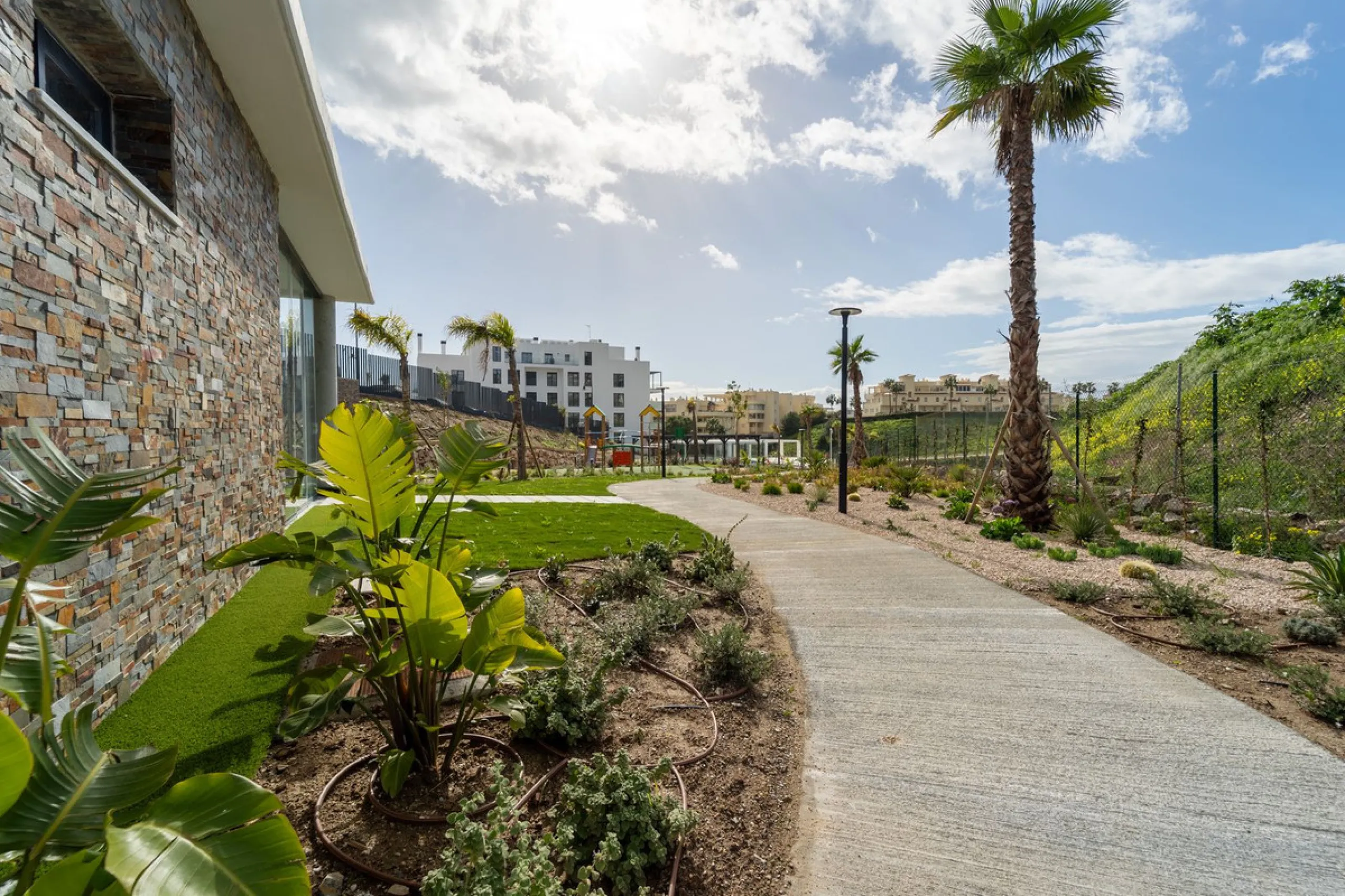 Apartment - Ground Floor Apartment в продаже в Mijas, Málaga. В доме 2 спален и 2 ванных комнат. Площадь дома 85 м²