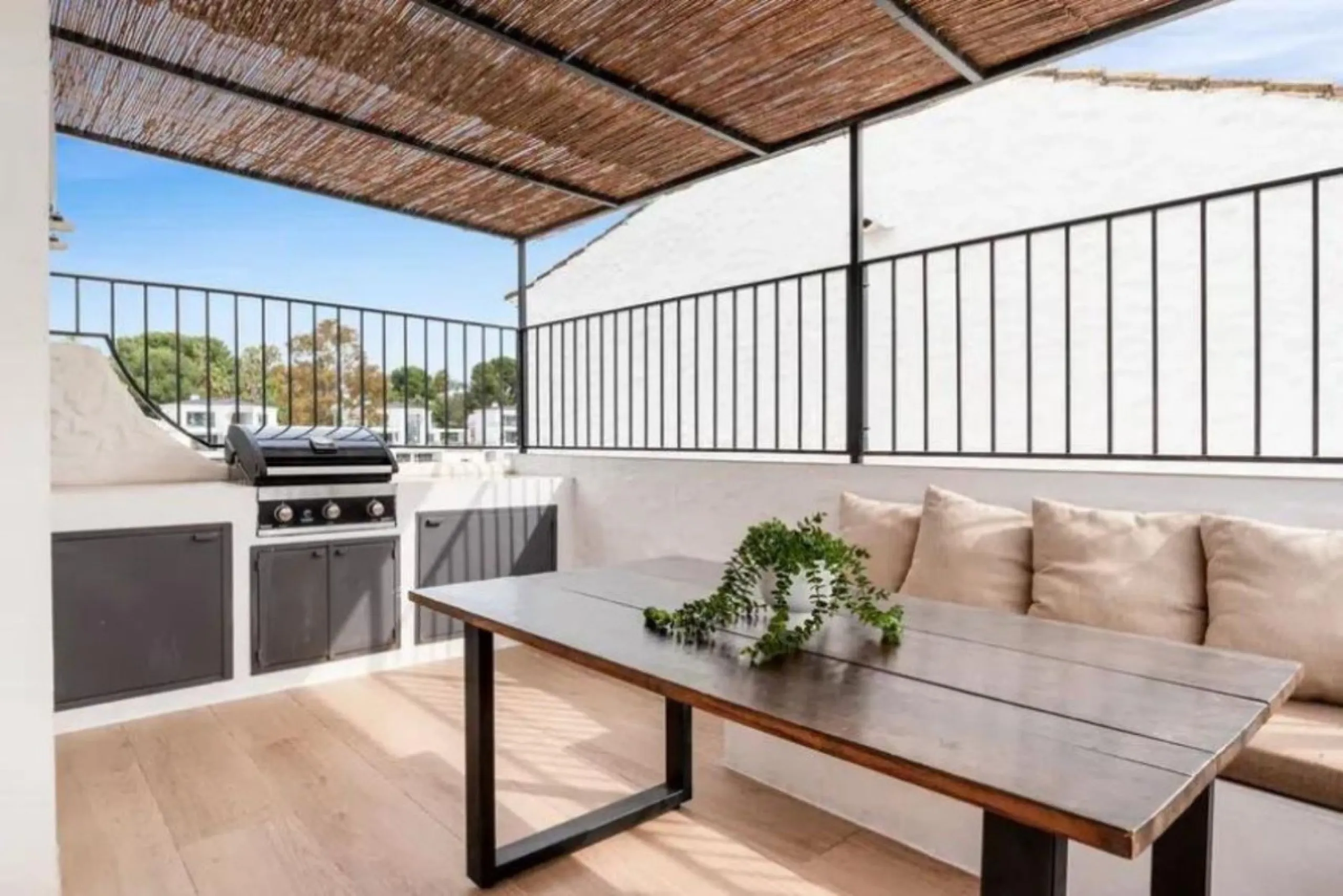 Renovated penthouse with east and south orientation in Benavista, a few minutes from the beach