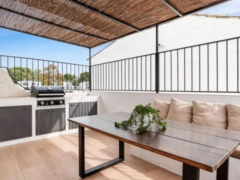 Renovated penthouse with east and south orientation in Benavista, a few minutes from the beach