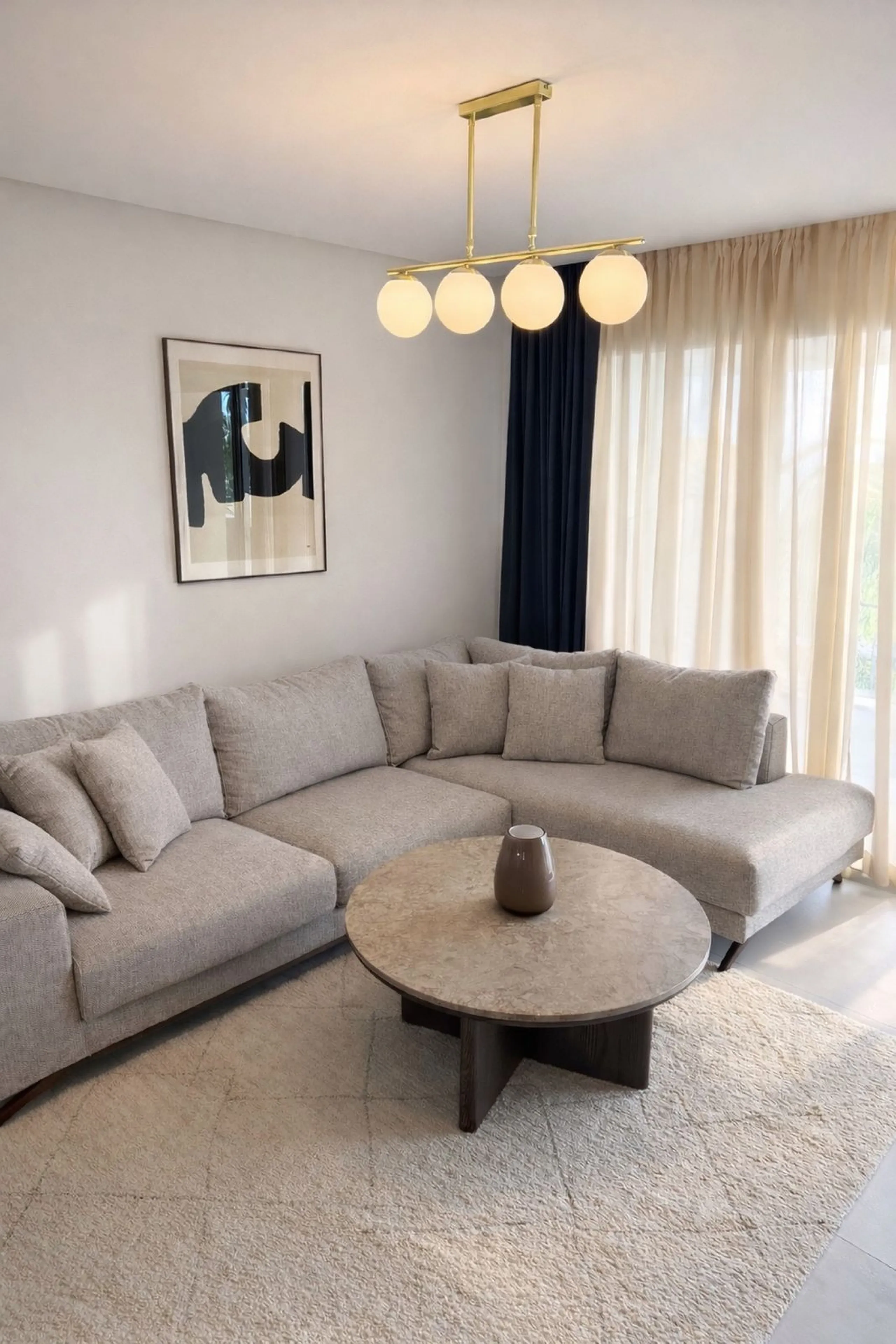 Apartment - Middle Floor Apartment в продаже в Marbella, Málaga. В доме 3 спален и 2 ванных комнат. Площадь дома 107 м²