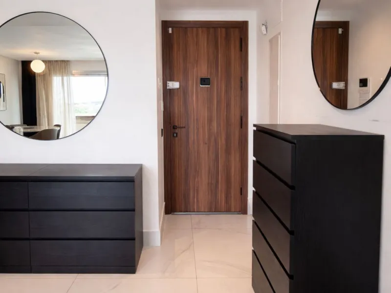 Apartment - Middle Floor Apartment в продаже в Marbella, Málaga. В доме 3 спален и 2 ванных комнат. Площадь дома 107 м²