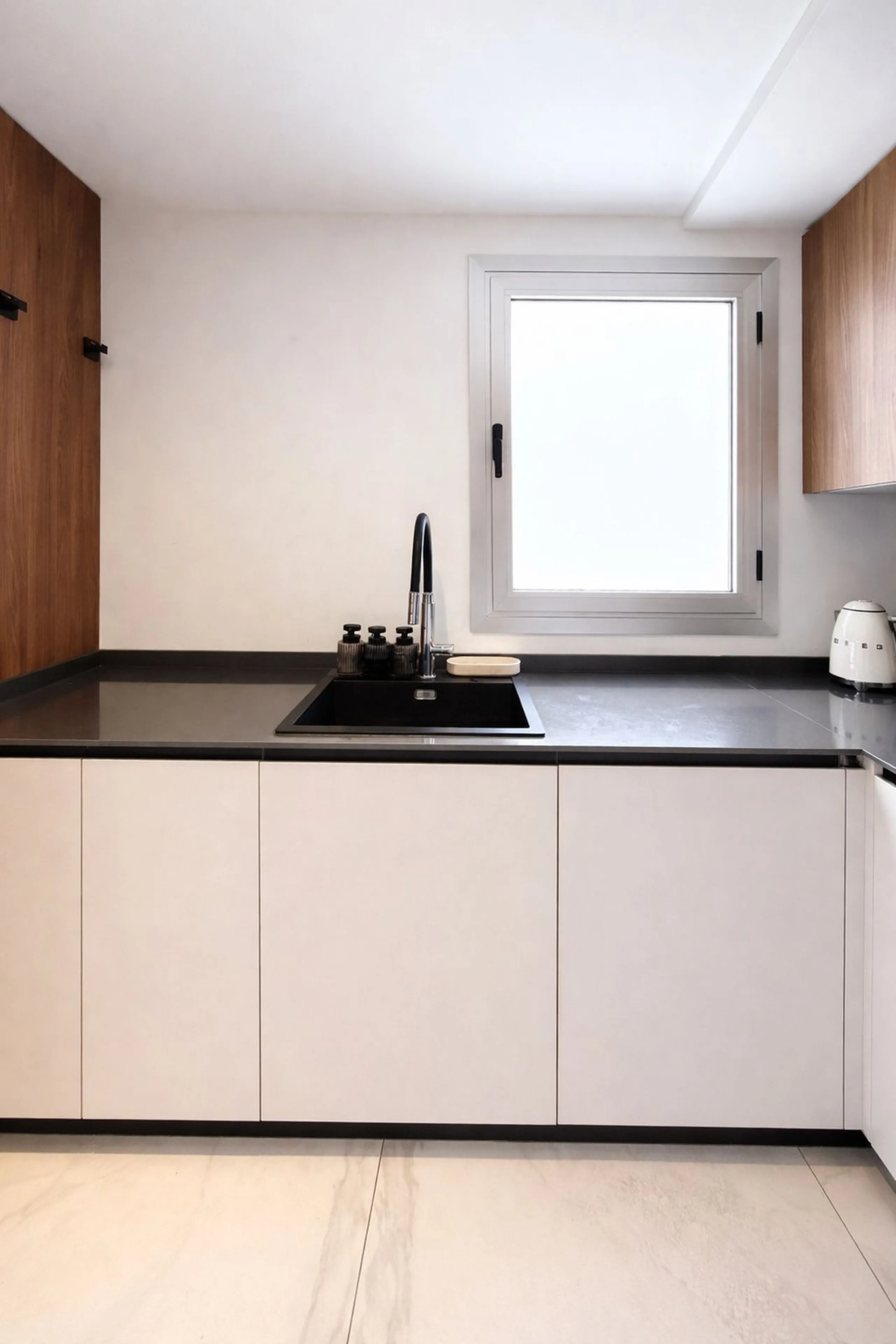 Apartment - Middle Floor Apartment в продаже в Marbella, Málaga. В доме 3 спален и 2 ванных комнат. Площадь дома 107 м²